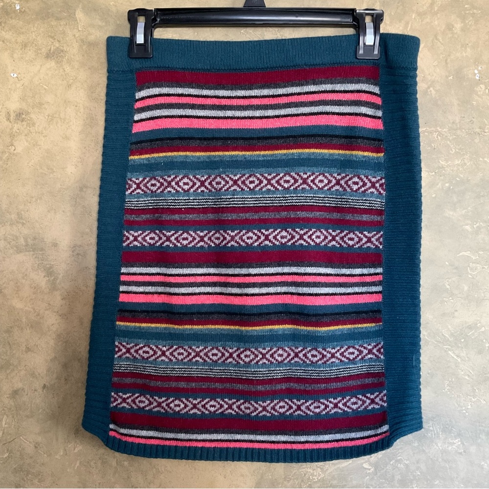 Sherpa Adventure Gear Merino and Alpaca Wool Knit Skirt